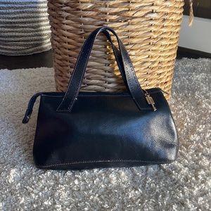 Fossil Black Leather Tote with Structured Design